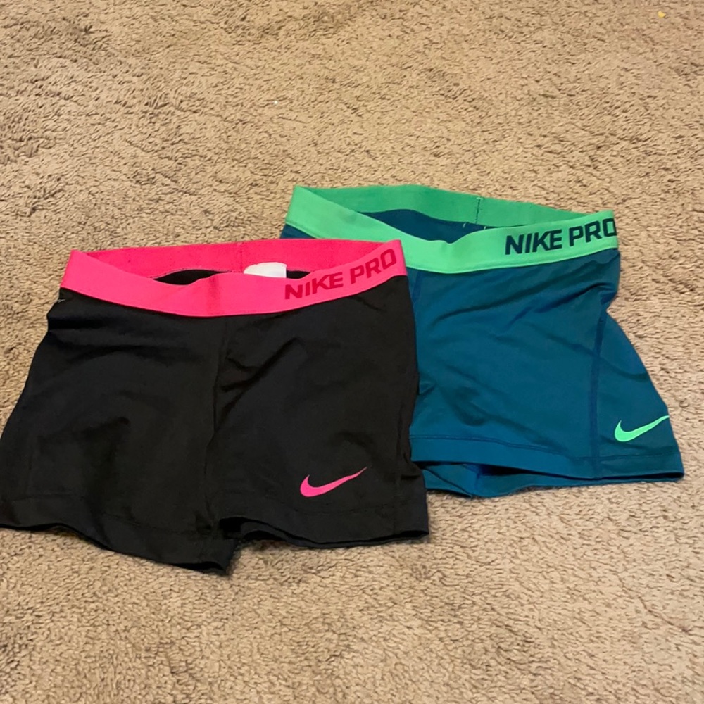 Bundle of Nike pros for women size medium